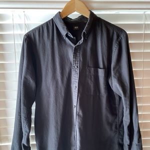 Uniqlo Men's Button-Down Shirt – Oxford Flannel